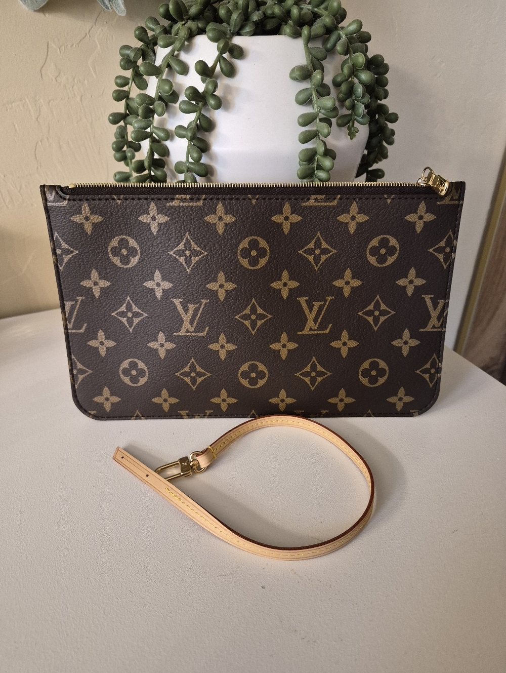 BRAND NEW, Never Used LV  Monogram Pochette with Natural Vachetta Strap!